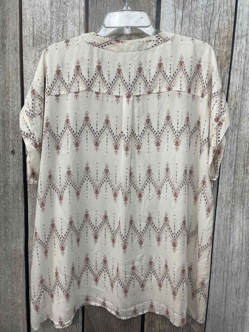 Maurices Size 3X Shirt