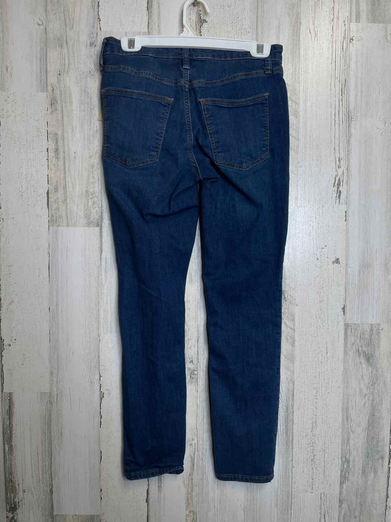 Size 4 Universal Thread Jeans